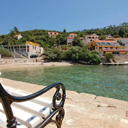 Appartamento 4 Bedroom Beautiful In *