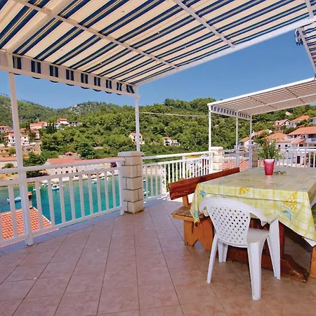 Awesome In With House Sea View برنا